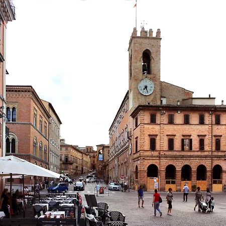Apartament Osimo Nel Cuore Del Centro, Free Wi-Fi E Netflix Zewnętrze zdjęcie